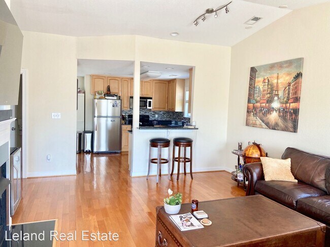 Foto del edificio - 3 br, 3.5 bath House - 413 9th Street Unit B
