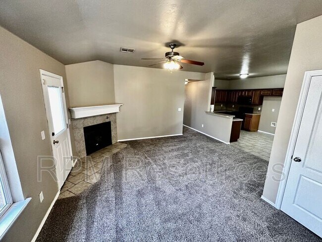 Foto del edificio - 4613 SE 77th St