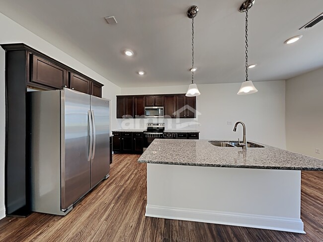 Foto del edificio - 3272 Brierhill Rd