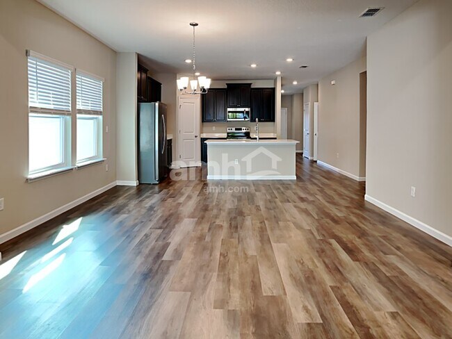 Building Photo - 295 Stone Arbor Ln