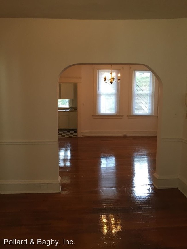 Building Photo - 2101 Grove Ave