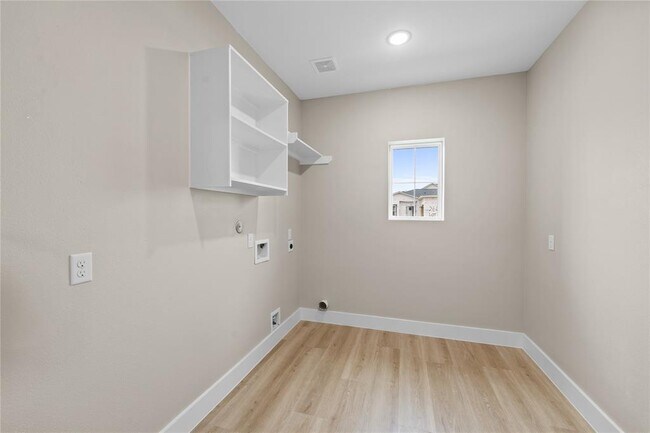 Building Photo - 2610 Piemonte Avenue Cir