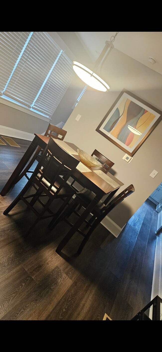 Foto del edificio - 960 S Ohio Ave