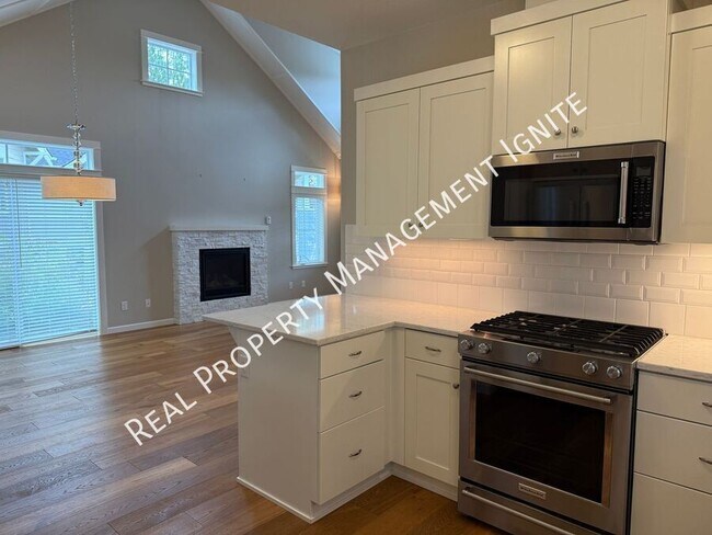 Foto del edificio - 2439 NW Drouillard Ave