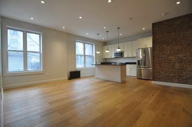 Foto del edificio - 1806 Caton Avenue