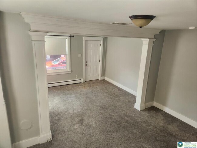 Building Photo - 2019 Line Alley