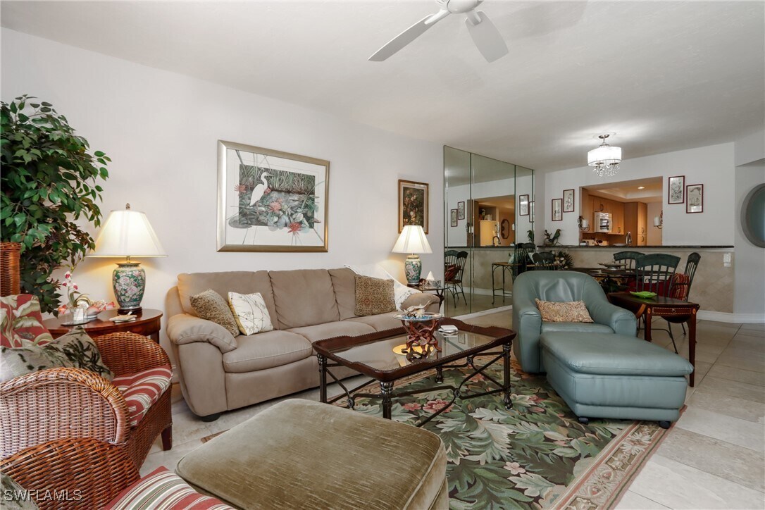 Building Photo - 505 Lake Louise Cir