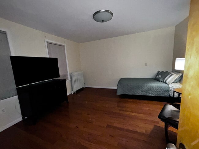 Building Photo - 34 Franklin St