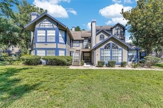 Building Photo - 955 Forest Ridge Ct