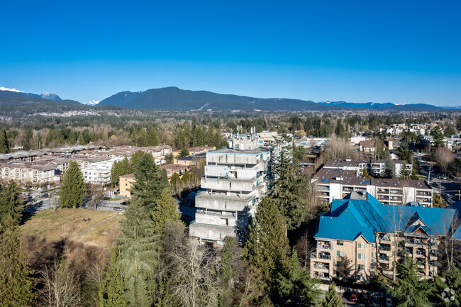 Photo du bâtiment - Mainstreet Maple Ridge Apartments