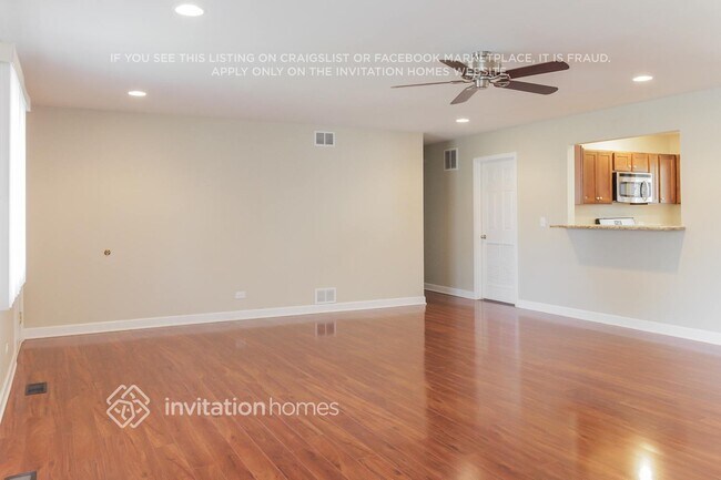 Building Photo - 5192 Greentree Rd