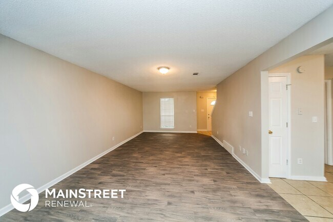 Foto del edificio - 7766 Brookbury Cove