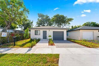 Building Photo - 1556 NW 68th Terrace