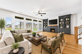 Building Photo - 8900 W Comet Dr