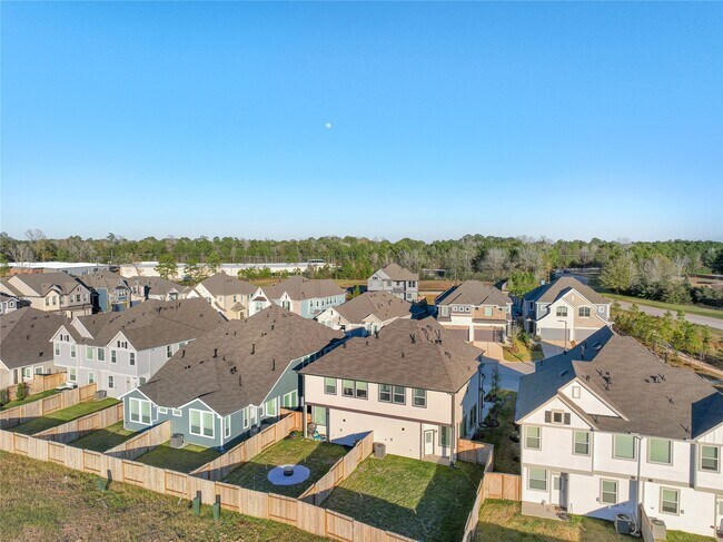 Foto del edificio - 632 Silver Pear Ct