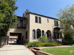 Building Photo - 2935 Monterey Rd