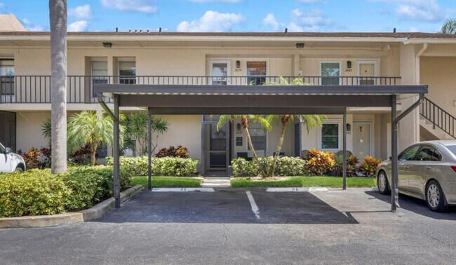 Foto del edificio - 2639 Woodgate Ln