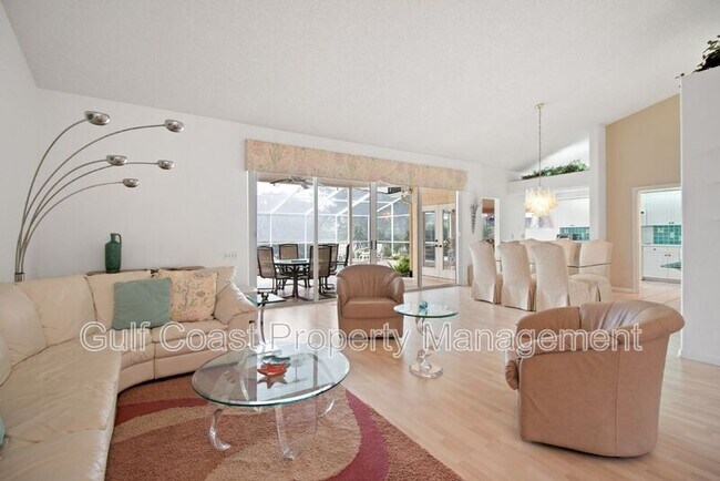 Foto del edificio - 8221 Shadow Pine Way