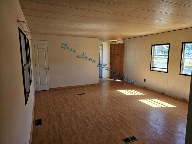 Foto del edificio - 2324 Pine St