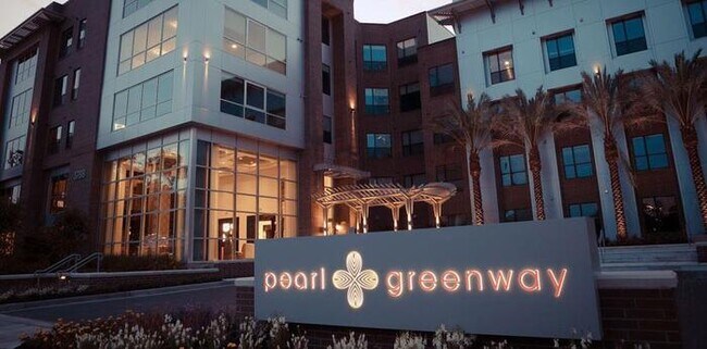 Foto del edificio - 3788 Richmond Ave.