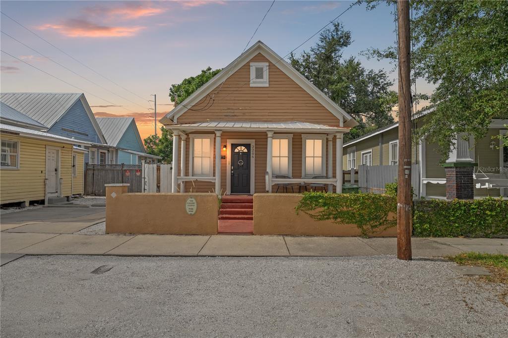 Primary Photo - 2206 E 3rd Ave