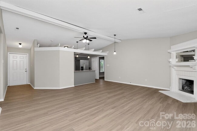 Foto del edificio - 6300 Dwightware Blvd
