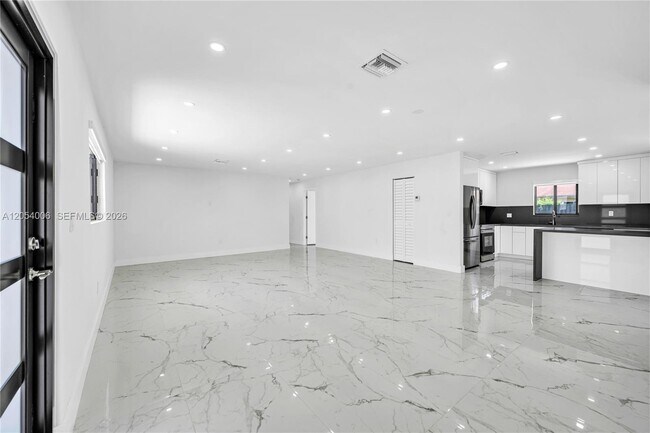 Foto del edificio - 9320 SW 167th St