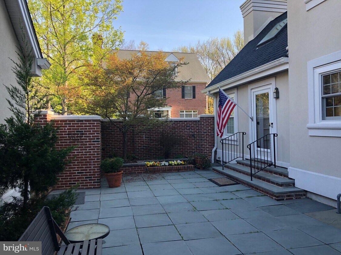 20 Governors Ln, Princeton, NJ 08540 Townhome Rentals in Princeton NJ
