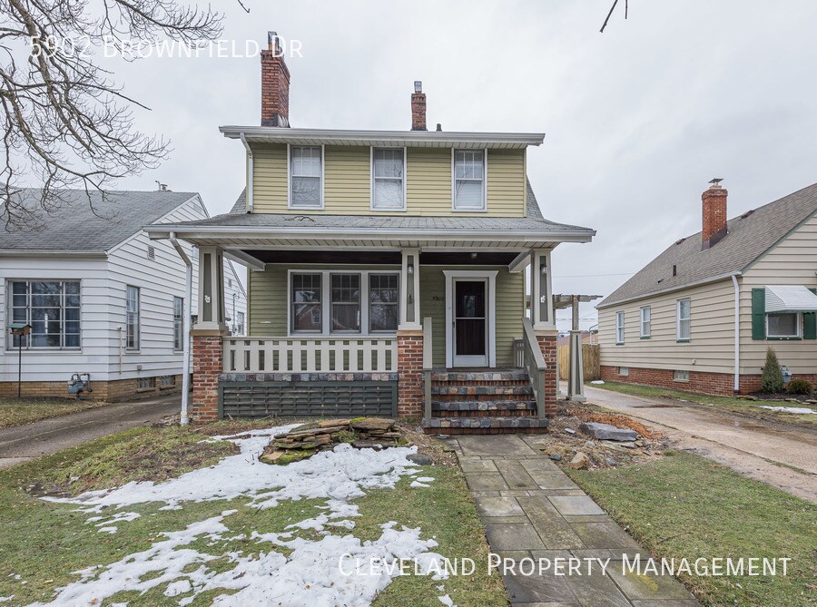 Completely Remodeled Parma Home House for Rent in Parma, OH