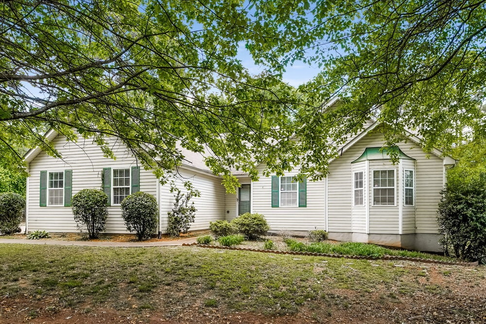 Foto principal - 5191 Memorial Ln SW