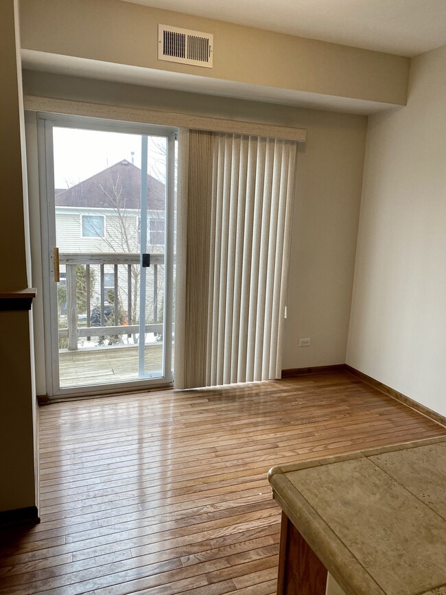 Building Photo - 535 Red Sky Dr