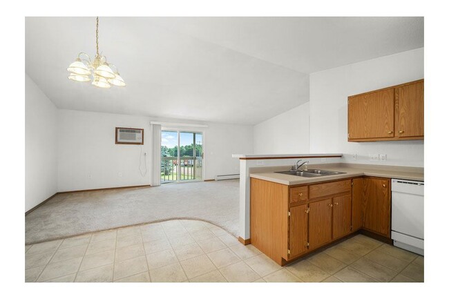 Interior Photo - HILLTOP PARK APARTMENTS