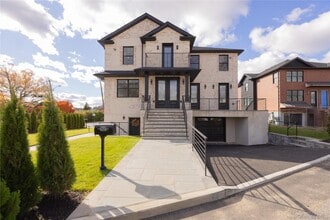 Building Photo - 1 Victoria Ln