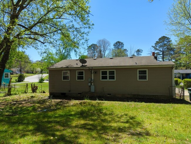 Building Photo - 6335 Hansley Dr