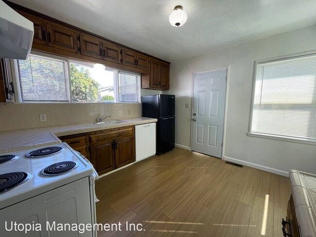 Foto del edificio - 2 br, 1 bath House - 2543 Washington St