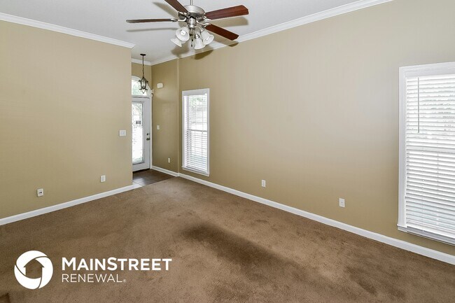 Foto del edificio - 2416 Gardenbrook Dr