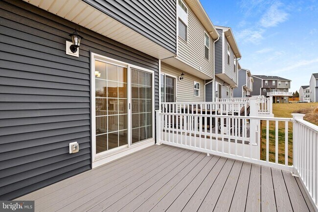 Building Photo - 234 Cadbury Dr