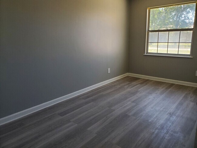 Foto del edificio - 4117 W 22nd St