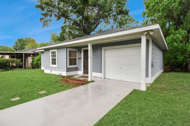 Building Photo - 5118 Ditmas Ln