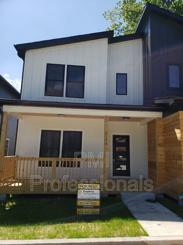 Building Photo - 215 Eisenhower Dr