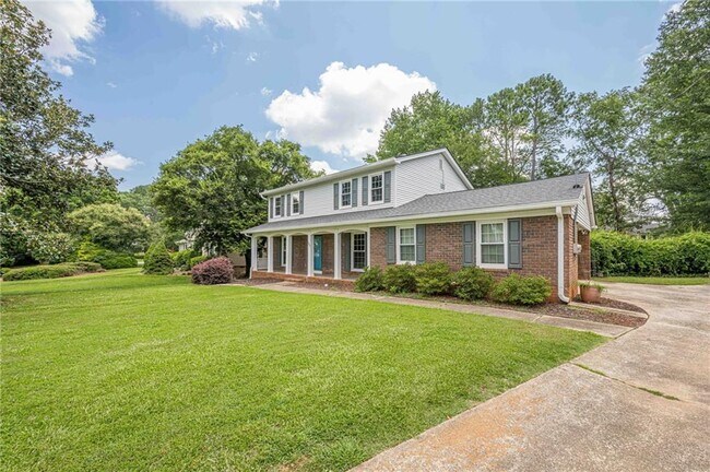 Building Photo - 385 Stonebridge Trail