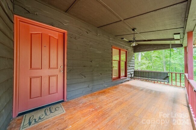 Foto del edificio - 4063 Creekview Ln