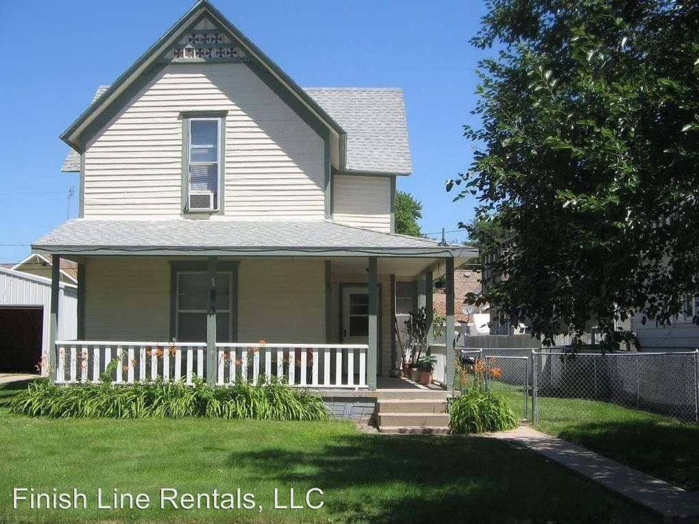 1306 W 5th St, Hastings, NE 68901 Room for Rent in Hastings, NE