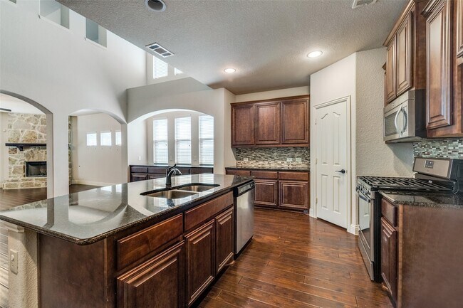 Building Photo - 5317 Appalachian Way