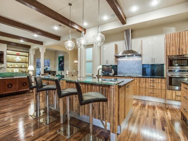 Building Photo - 5 Bretton Creek Court