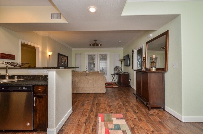 Building Photo - 2299 Lone Star Dr