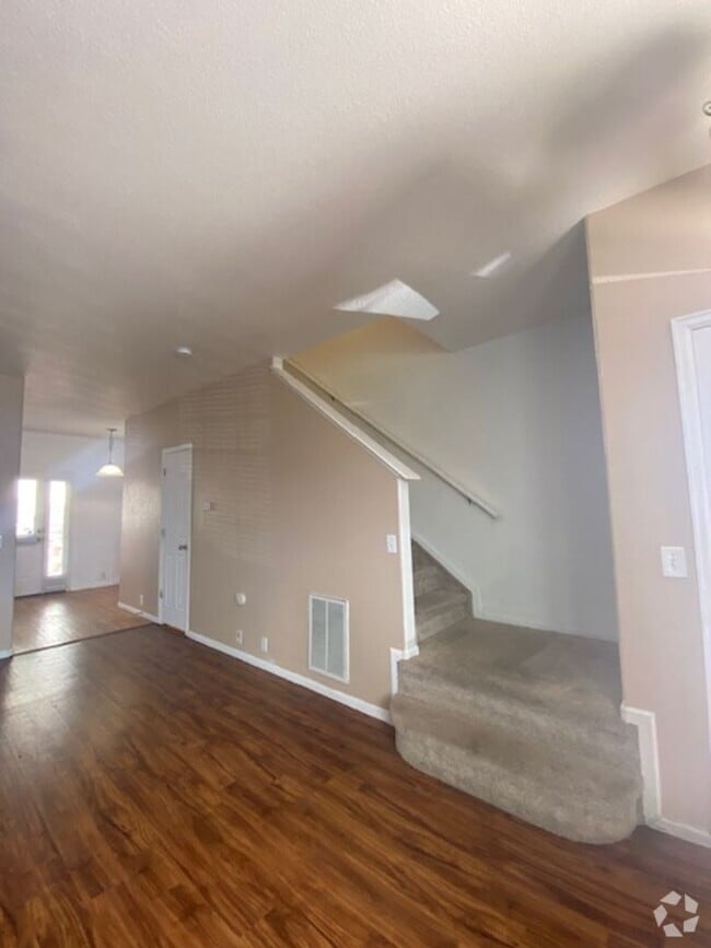 Building Photo - 2688 Brooksedge View