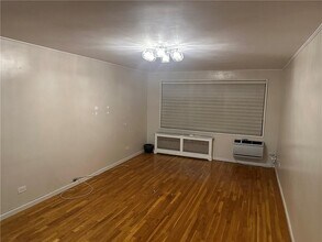 Building Photo - 92-30 56th Ave