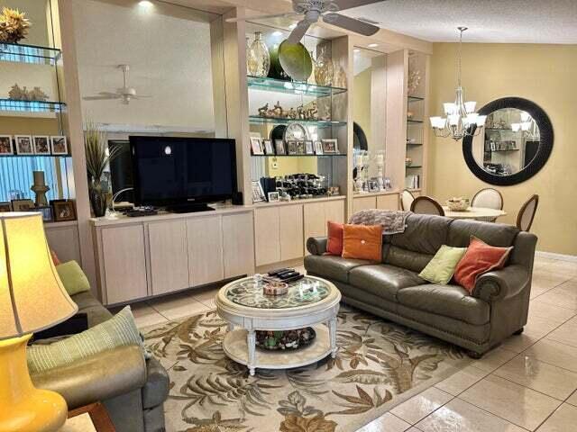 Foto del edificio - 4101 Water Oak Ct