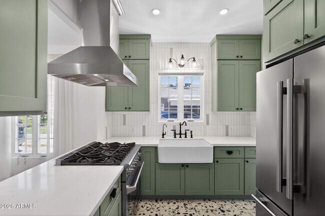 Foto del edificio - 311 West Campbell Ave